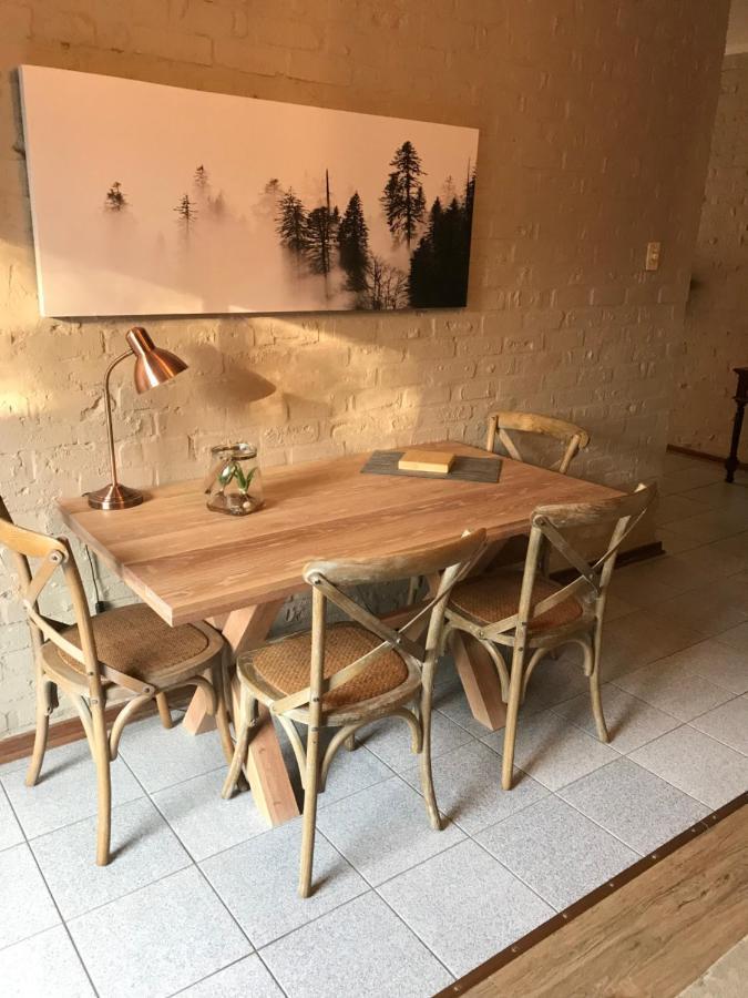 Anne'S Place Почефструм Экстерьер фото